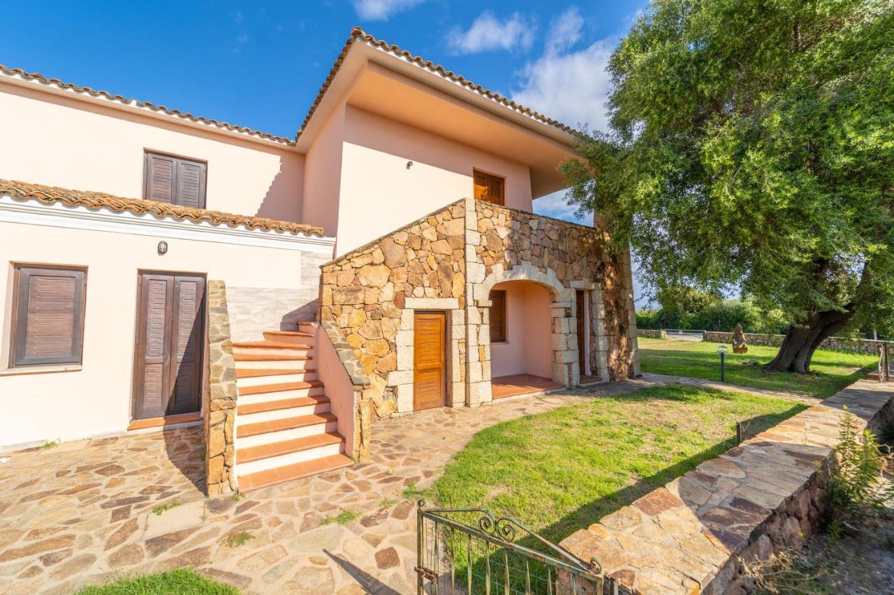 Apartamento Pedra Rosa San Teodoro San Teodoro  Exterior foto